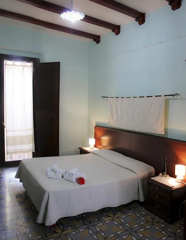 Hotel Sa Domo De Alene Bosa Gasthof